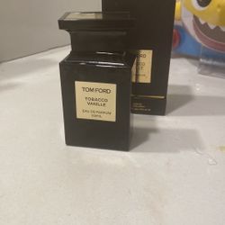 Tom Ford-TABACCO VANILLE EAU DE PERFUM(SEND BEST OFFER