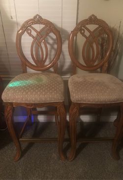 Bar stools light wood