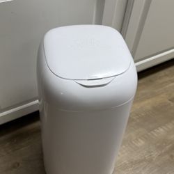 Diaper Genie 