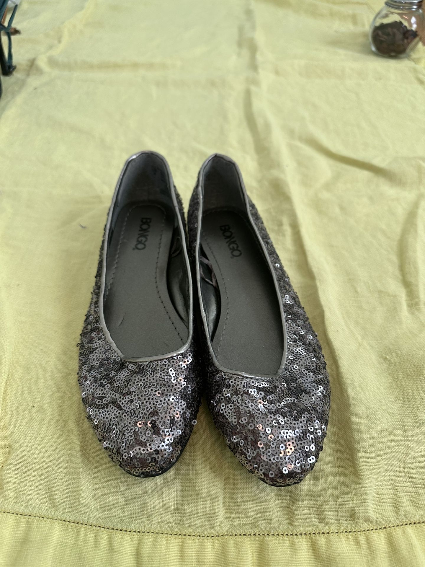 Bongo Silver Sequin Flat New