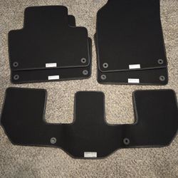 Volvo XC90 Floor Mats - Brand New
