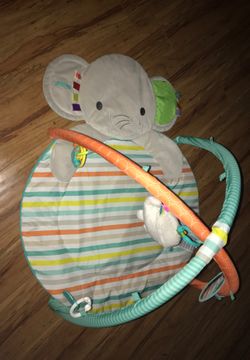 Tummy time mat