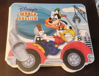Disney’s World of English / Inglés Sin Barreras - Volume 8 Case, Books, CD & DVD Set