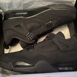DS Jordan 4 Retro Black Cat (2025) Size 10.5