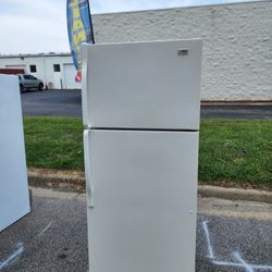 Open 7 Day's! 18 Cubic Ft Estate Fridge Delivery Warranty Available!