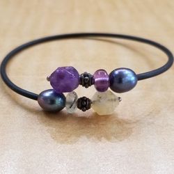 Bracelet On Spring Wire 