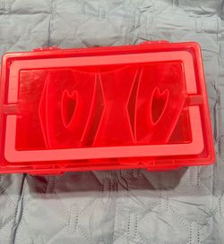 Treat container XOX
