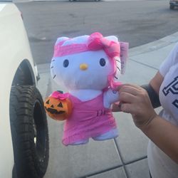 Hello Kitty Greeter Halloween