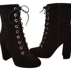 $150 Vince Camuto Teisha Suede Lace Up Zipper Ankle Booties Black Sz. 8 

