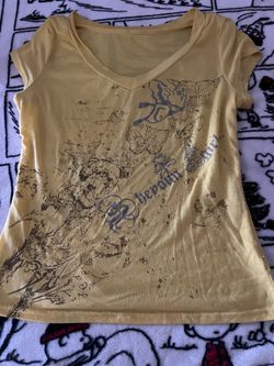Y2K yellow shirt