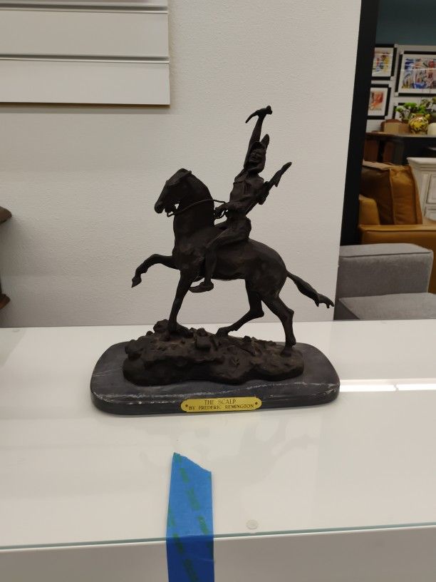 Statue
