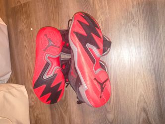 Brand new basket ball sneakers