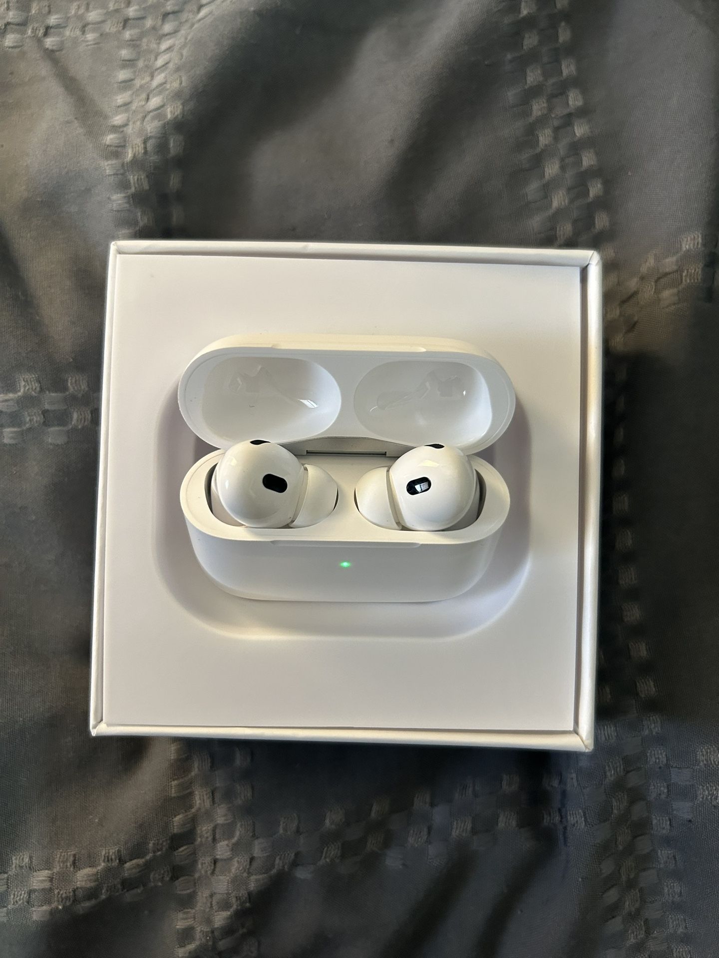 Apple AirPods Pro 2nd Gen -100 – New