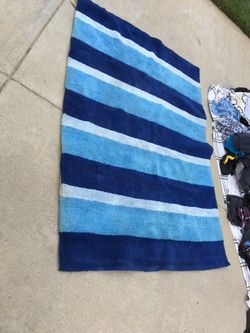 Approx 3 x 5 blue stripe area rug