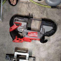 Milwaukee M18 Band Saw