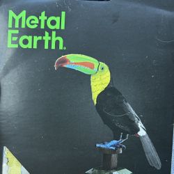 Metal Earth Toucan