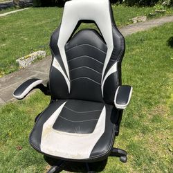High Back Gamer Chair, Scuffed