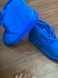 UGGS