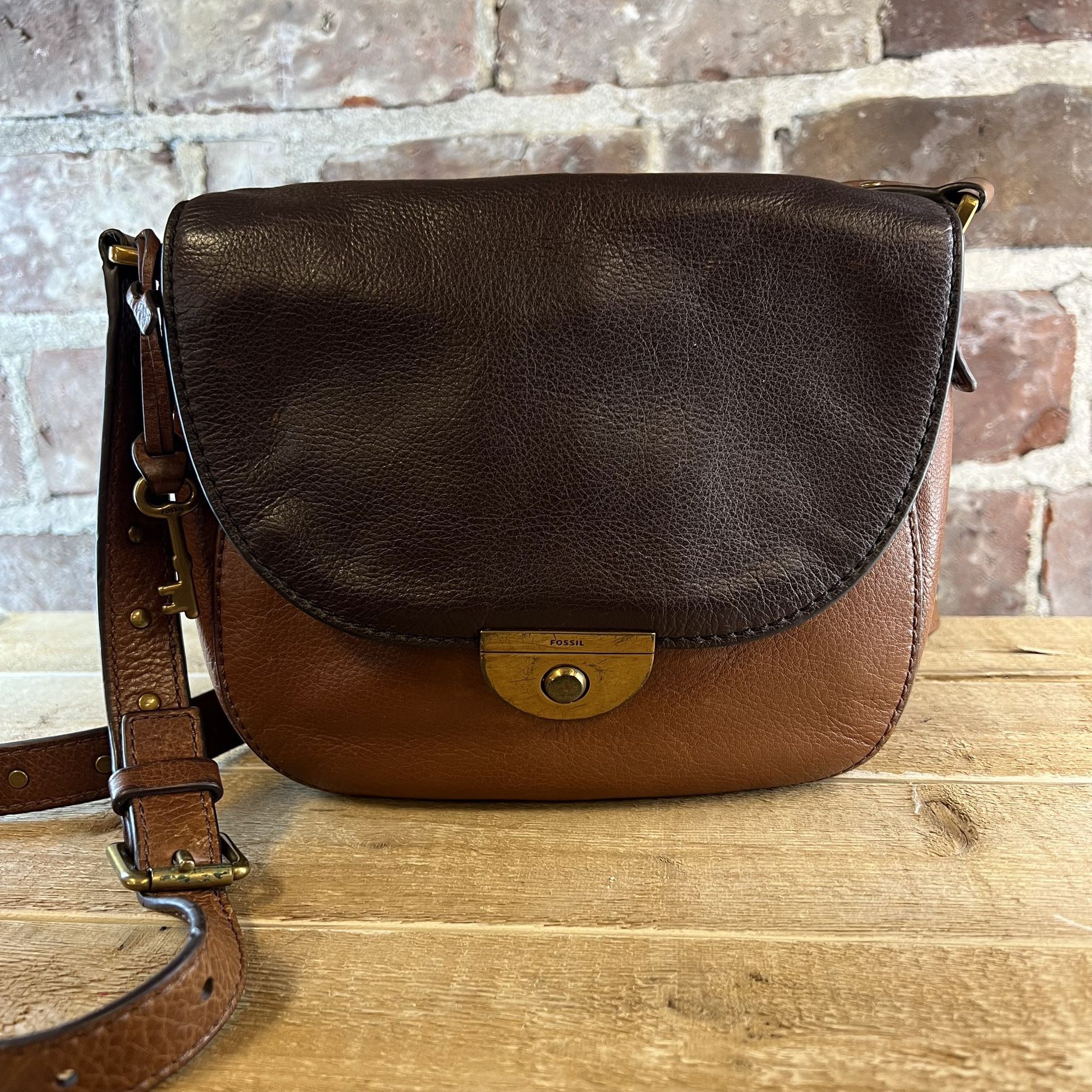 Fossil Vintage Leather Satchel Messenger Flap Crossbody