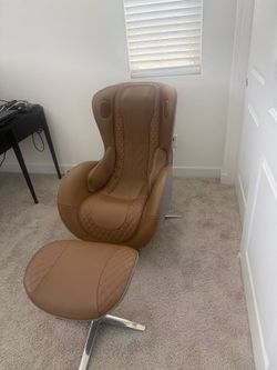 Massage Chair with Ottoman – Like New – Brown