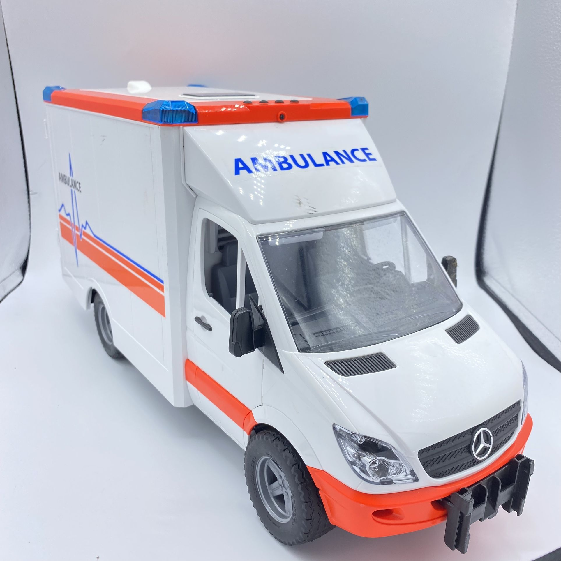Bruder Mercedes-Benz Sprinter Ambulance B(contact info removed)9 Best Gift Model Car 1:16