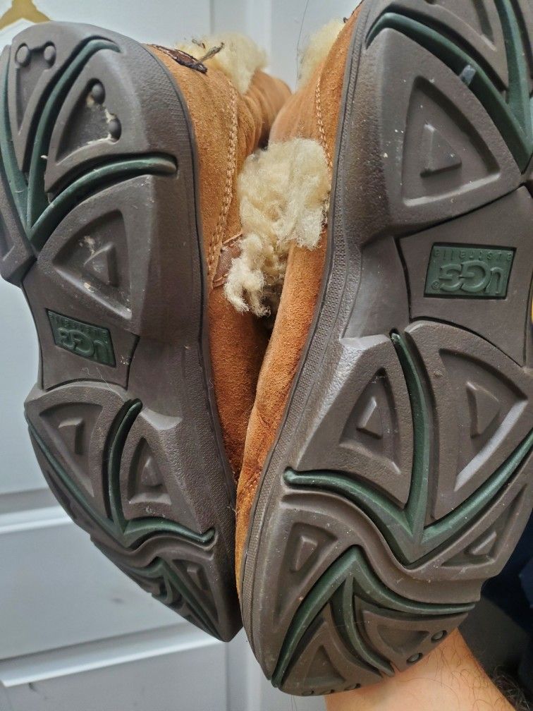 women UGG Boats size 6