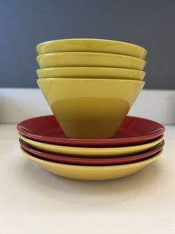Iittala Arabia Finland Teema Plates and Koko Bowls
