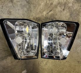 LA Zona Auto Parts 2005 to 2006 Jeep Grand Cherokee Chrome Tail Lights Luces Micas Calaveras Traceras Cromadas