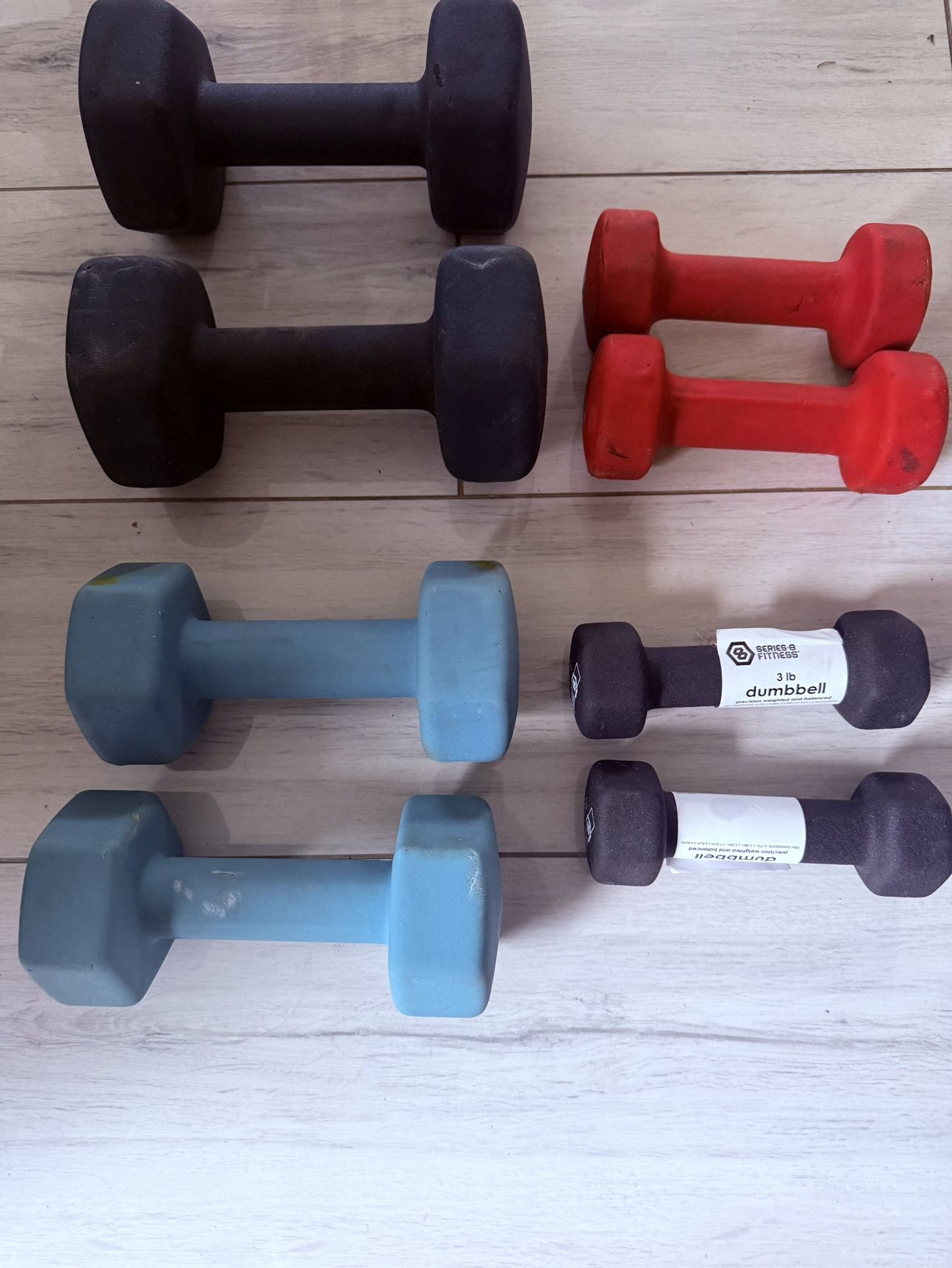 Dumbbell Set 3,5,10,15 LB 