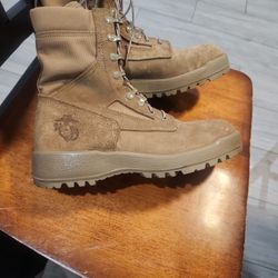 Military Boots Size 8.5R