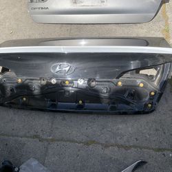 2015-2017 Hyundai Sonata Trunk