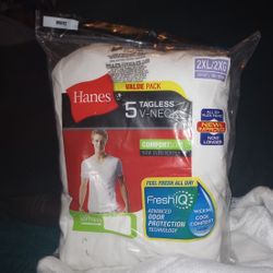 Never Opened Size 2X 5 V Neck Tshirt 