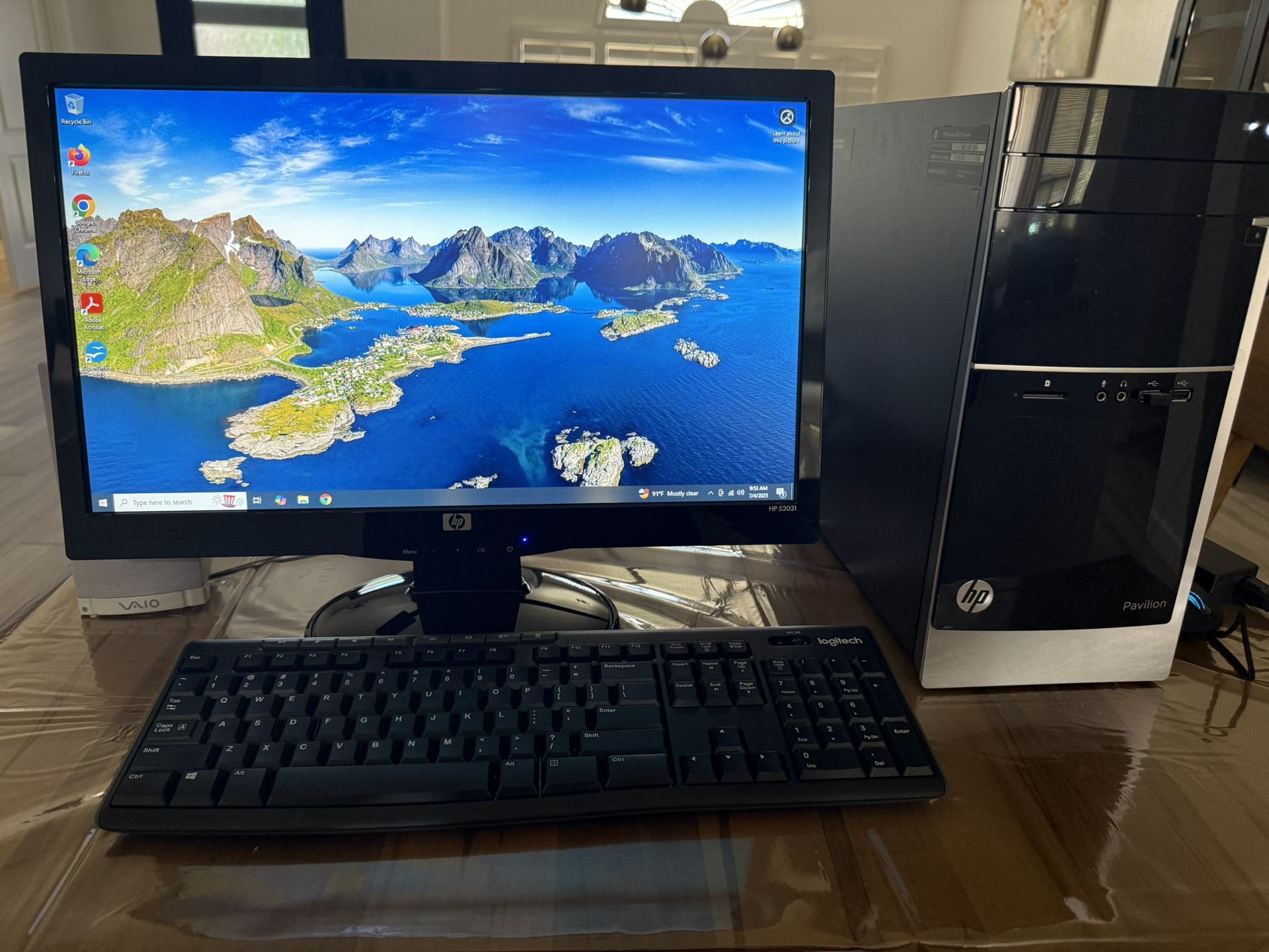 HP Ryzen A8-6410, 16GB Ram, 1TB HDD, Speakers, HP 20” Monitor