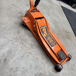 Daytona 3 Ton Low Profile/Long Reach Jack