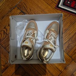 Women Michael Kors Sneakers 