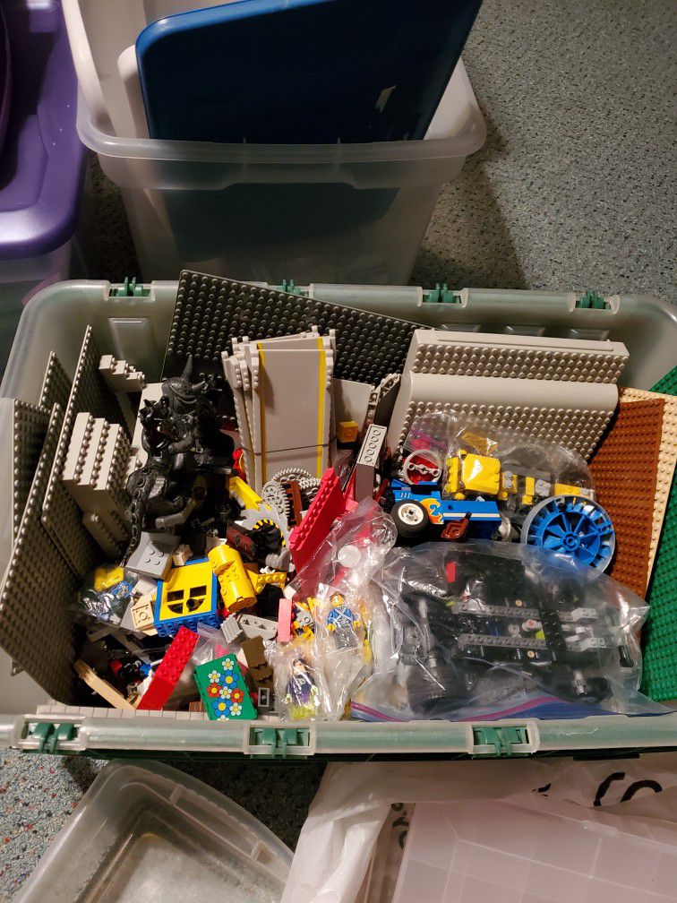 Lots Of LEGOS