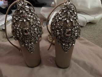 badgley mischka Rhinestone heels