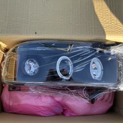 Dodge Ram 1500/2500/3500 (94-01) Headlights