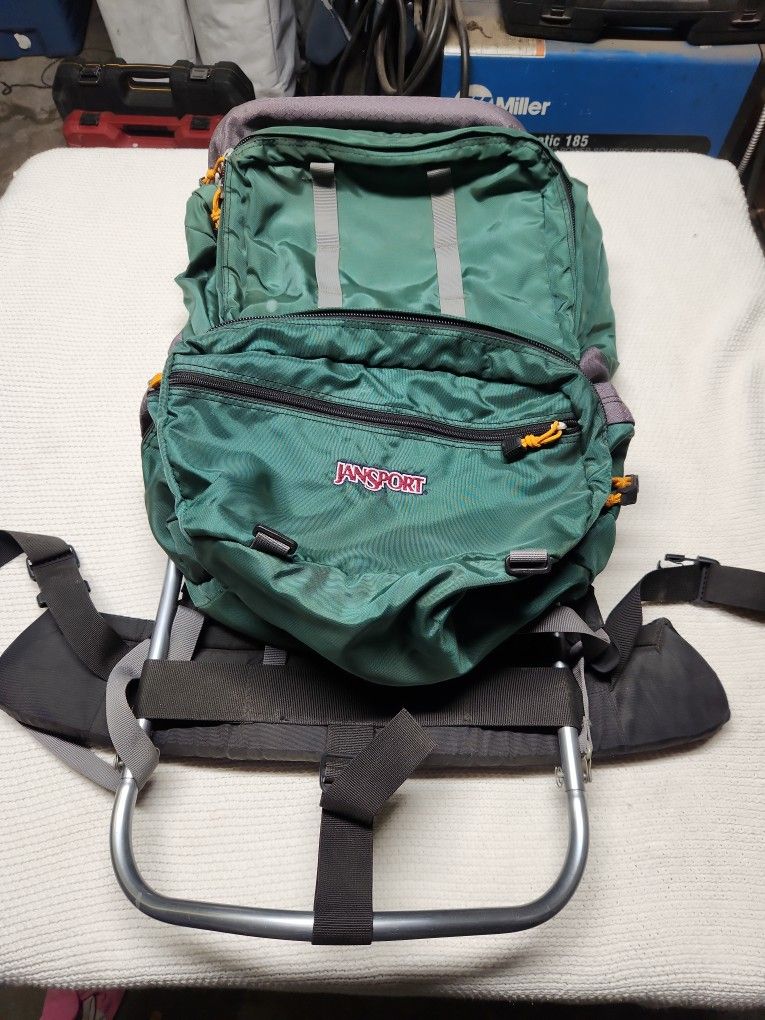 Jansport Hiking Backpack - www.joarbit.com