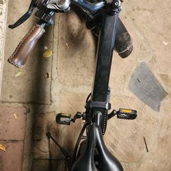 Engwe foldable ebike without battery.