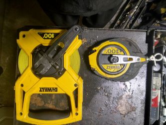 100 Foot DeWalt Tape Measures