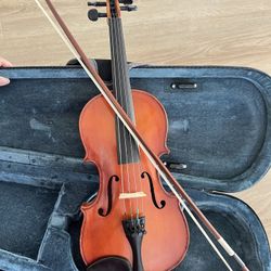 3/4 size violin