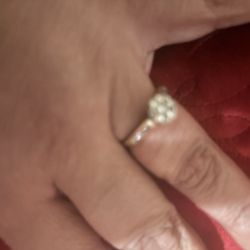 Beautiful 2.7 Karat Diamond ring 