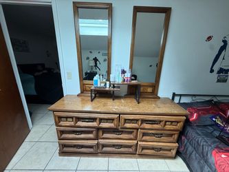 Vintage dresser
