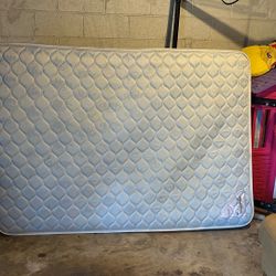 Full Size Mattress And Box Spring 