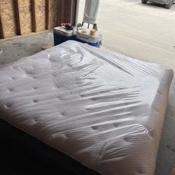 Selling King Size Mattress And Box Spring