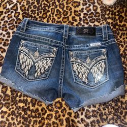 Miss Me Jean Shorts Jewel Wings Size 27 
