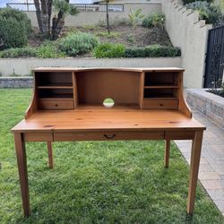 Desk With Storage 