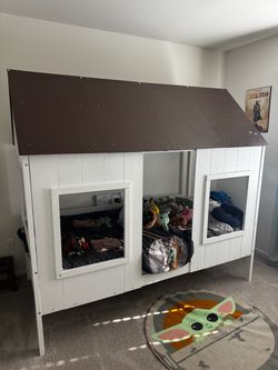 Twin Size Bedframe