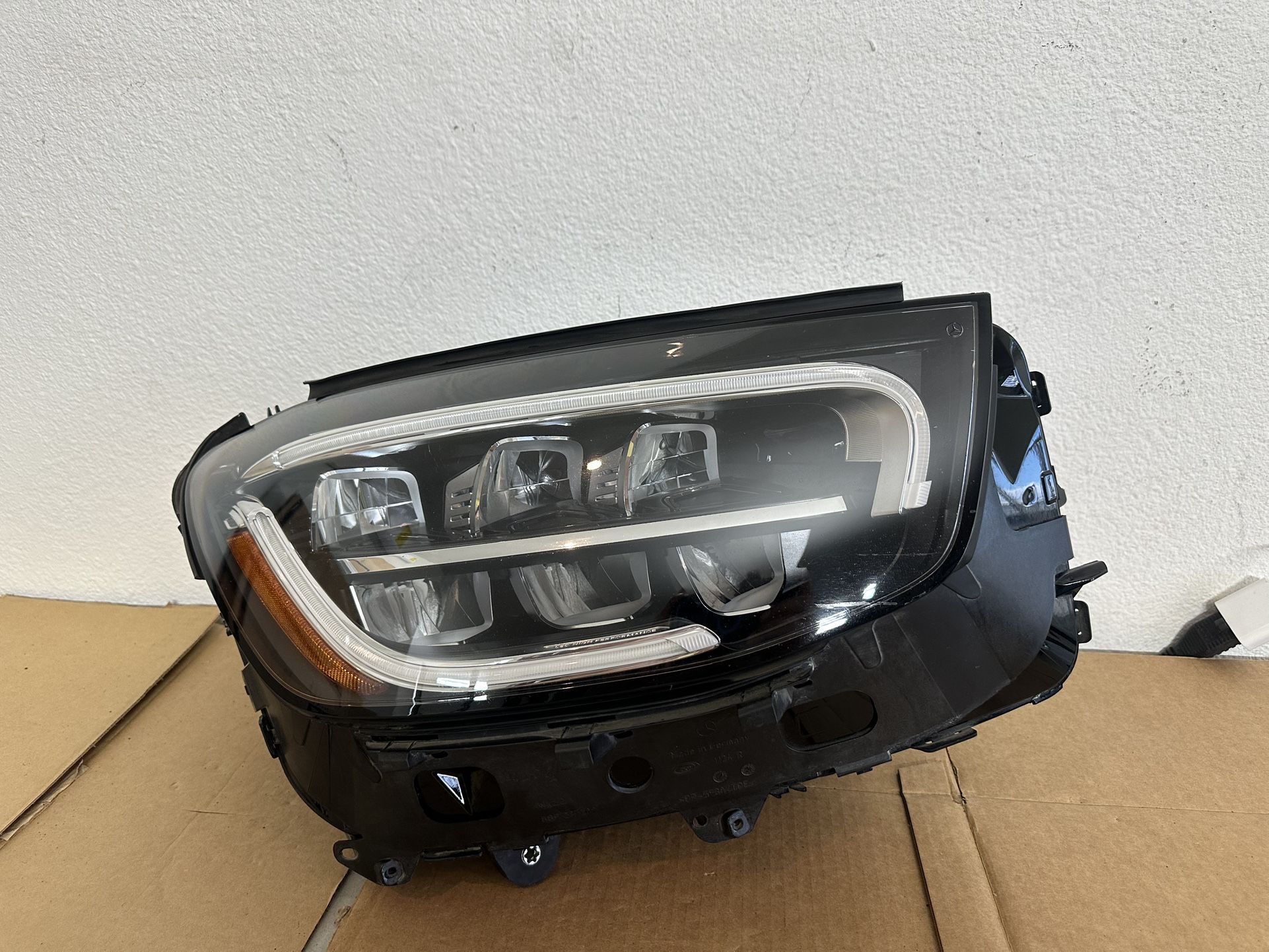 2020-2023 Mercedes GLC-Class Headlight LED NON Adaptive Right RH OEM A(contact info removed)